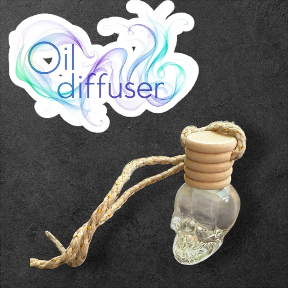 Skull-Shaped Clear Glass Bottle OIL DIFFUSER Choose Your Scent